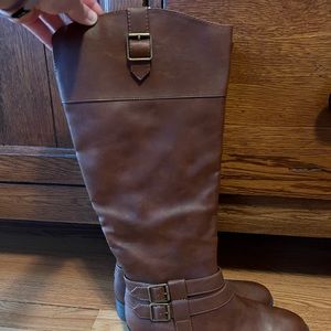 Brown boots! Brand new! American eagle by Payless brand. Size 9.